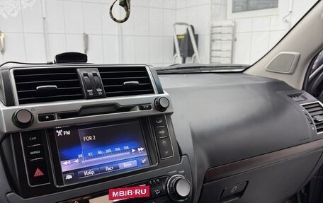 Toyota Land Cruiser Prado 150 рестайлинг 2, 2014 год, 3 200 000 рублей, 14 фотография