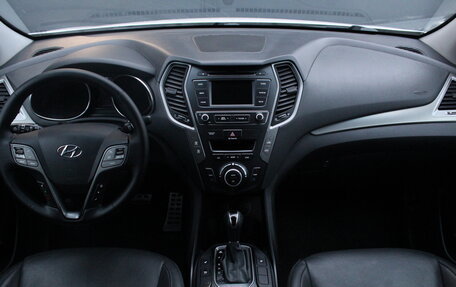 Hyundai Santa Fe III рестайлинг, 2017 год, 2 349 000 рублей, 19 фотография