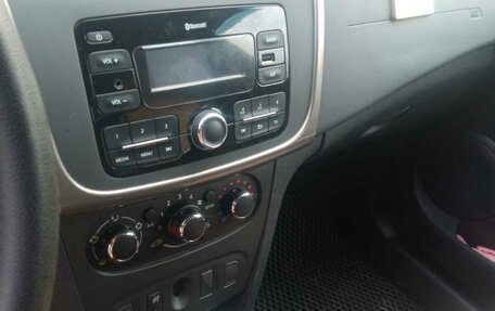 Renault Sandero II рестайлинг, 2019 год, 1 090 000 рублей, 5 фотография