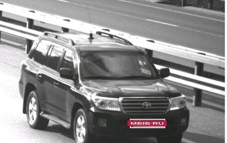 Toyota Land Cruiser 200, 2007 год, 2 900 000 рублей, 3 фотография