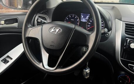 Hyundai Solaris II рестайлинг, 2011 год, 598 000 рублей, 9 фотография