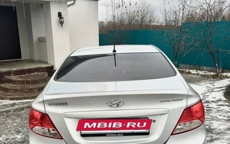 Hyundai Solaris II рестайлинг, 2011 год, 598 000 рублей, 7 фотография
