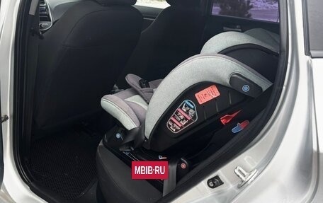 Hyundai Solaris II рестайлинг, 2011 год, 598 000 рублей, 34 фотография