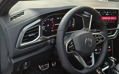 Volkswagen T-Roc I, 2022 год, 1 820 000 рублей, 11 фотография