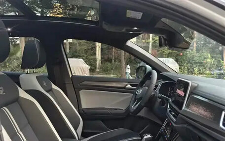 Volkswagen T-Roc I, 2022 год, 1 820 000 рублей, 35 фотография