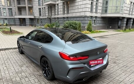 BMW 8 серия, 2021 год, 7 000 000 рублей, 8 фотография