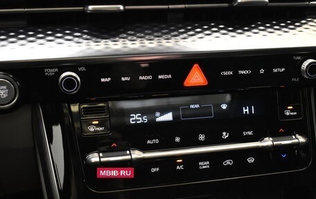 KIA Carnival, 2022 год, 5 100 001 рублей, 7 фотография