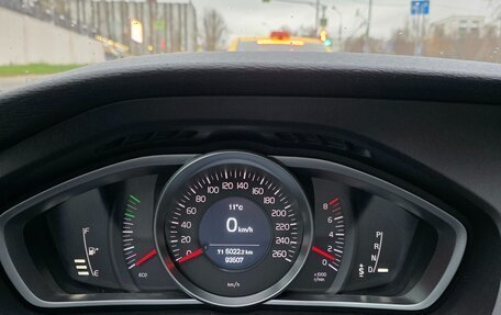 Volvo V40 Cross Country I, 2019 год, 2 100 000 рублей, 9 фотография