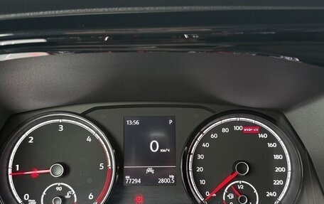 Volkswagen Multivan T6 рестайлинг, 2021 год, 6 000 000 рублей, 9 фотография