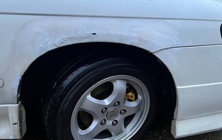 Nissan Avenir II, 2001 год, 220 000 рублей, 18 фотография