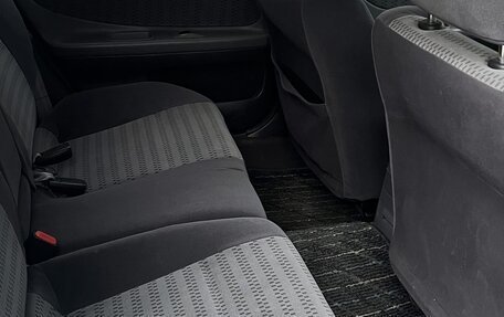 Nissan Avenir II, 2001 год, 220 000 рублей, 10 фотография