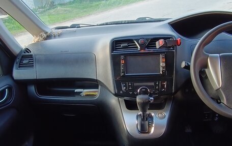 Nissan Serena IV, 2011 год, 1 300 000 рублей, 3 фотография