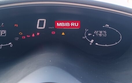 Nissan Serena IV, 2011 год, 1 300 000 рублей, 8 фотография