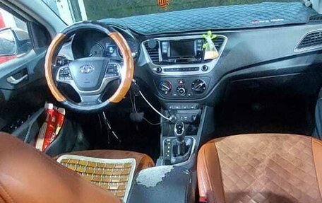 Hyundai Solaris II рестайлинг, 2017 год, 750 000 рублей, 2 фотография