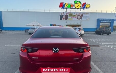 Mazda 3, 2020 год, 2 000 000 рублей, 4 фотография