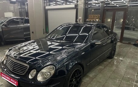 Mercedes-Benz E-Класс, 2002 год, 850 000 рублей, 4 фотография