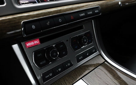 Jaguar XF I рестайлинг, 2015 год, 2 225 000 рублей, 18 фотография