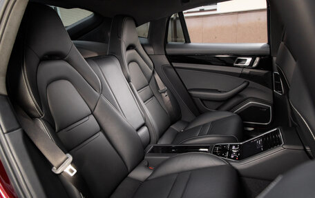 Porsche Panamera II рестайлинг, 2022 год, 14 000 000 рублей, 35 фотография