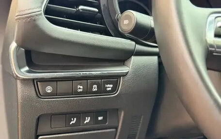 Mazda 3, 2022 год, 1 900 000 рублей, 21 фотография