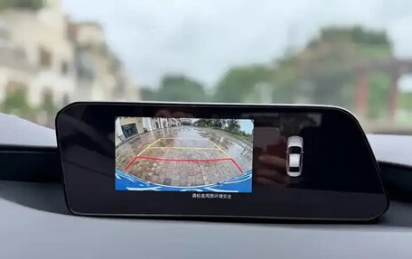 Mazda 3, 2022 год, 1 900 000 рублей, 24 фотография