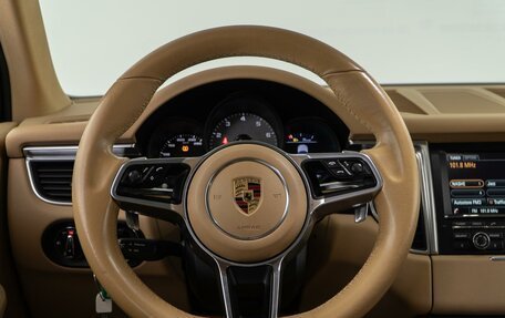 Porsche Macan I рестайлинг, 2015 год, 3 319 050 рублей, 15 фотография