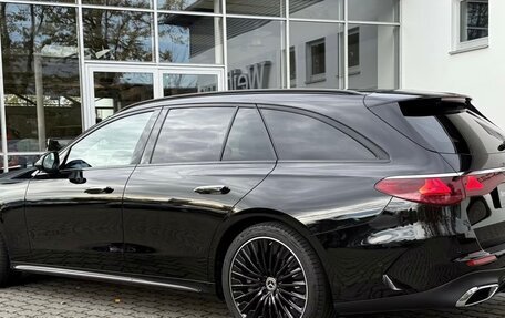 Mercedes-Benz E-Класс, 2024 год, 11 600 000 рублей, 5 фотография
