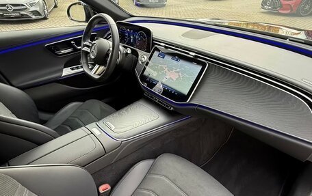 Mercedes-Benz E-Класс, 2024 год, 11 600 000 рублей, 19 фотография