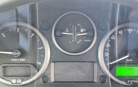 Land Rover Defender I, 2010 год, 2 700 000 рублей, 9 фотография