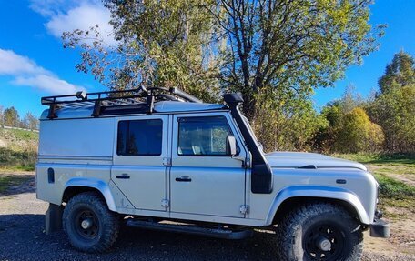 Land Rover Defender I, 2010 год, 2 700 000 рублей, 4 фотография