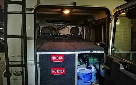 Land Rover Defender I, 2010 год, 2 700 000 рублей, 11 фотография