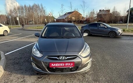 Hyundai Solaris II рестайлинг, 2012 год, 650 000 рублей, 2 фотография