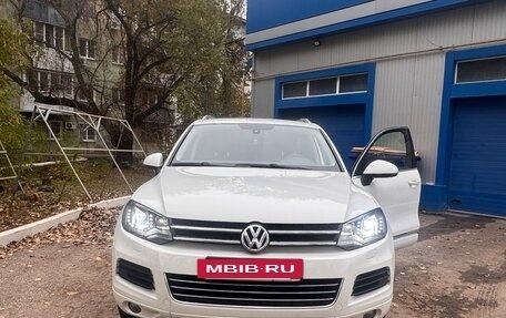 Volkswagen Touareg III, 2012 год, 1 950 000 рублей, 7 фотография