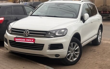 Volkswagen Touareg III, 2012 год, 1 950 000 рублей, 24 фотография