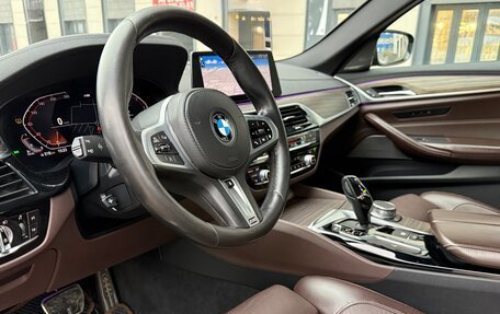 BMW 5 серия, 2019 год, 4 550 000 рублей, 15 фотография