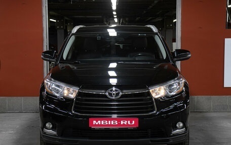 Toyota Highlander III, 2014 год, 2 598 000 рублей, 2 фотография