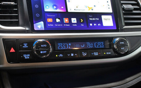 Toyota Highlander III, 2014 год, 2 598 000 рублей, 19 фотография