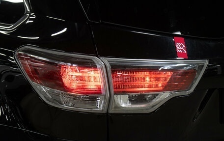 Toyota Highlander III, 2014 год, 2 598 000 рублей, 28 фотография