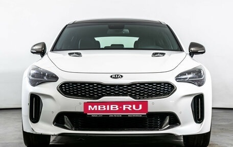 KIA Stinger I, 2018 год, 2 590 000 рублей, 2 фотография