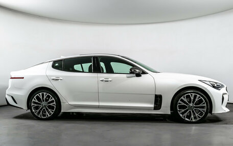 KIA Stinger I, 2018 год, 2 590 000 рублей, 4 фотография