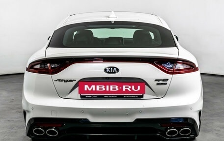 KIA Stinger I, 2018 год, 2 590 000 рублей, 6 фотография