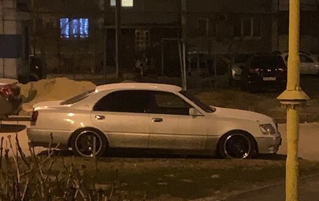 Toyota Crown Majesta, 2001 год, 1 200 000 рублей, 3 фотография