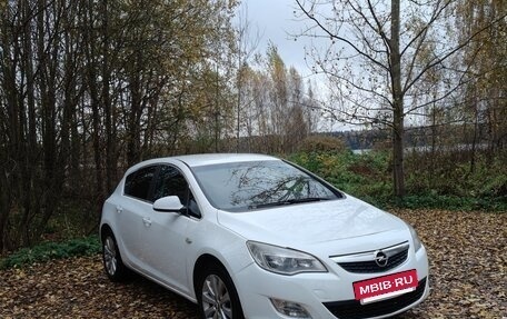Opel Astra J, 2012 год, 600 000 рублей, 4 фотография