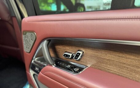 Land Rover Range Rover IV рестайлинг, 2025 год, 24 800 000 рублей, 15 фотография