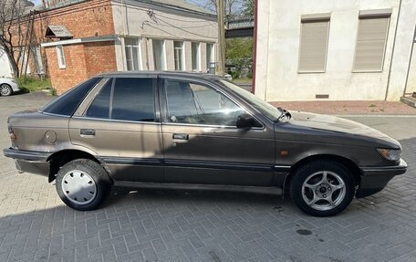 Mitsubishi Lancer VII, 1991 год, 117 777 рублей, 3 фотография