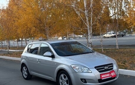 KIA cee'd I рестайлинг, 2007 год, 795 000 рублей, 1 фотография