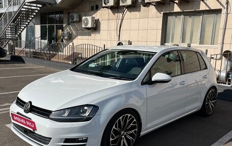 Volkswagen Golf VII, 2016 год, 1 660 000 рублей, 3 фотография