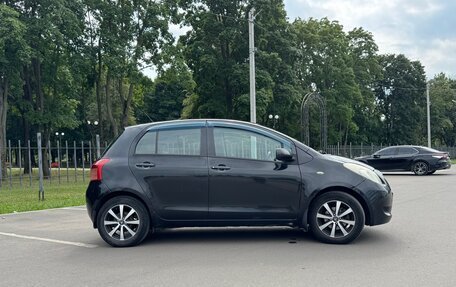 Toyota Yaris III рестайлинг, 2008 год, 490 000 рублей, 3 фотография