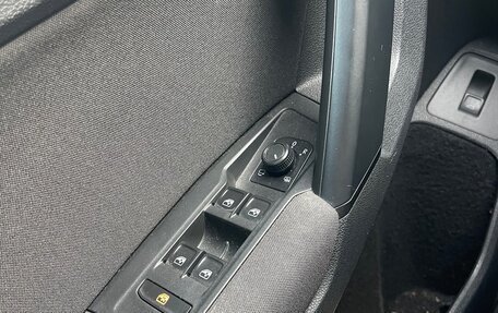 Volkswagen Tiguan II, 2019 год, 2 800 000 рублей, 13 фотография