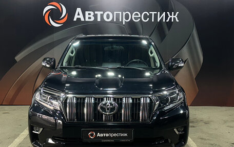 Toyota Land Cruiser Prado 150 рестайлинг 2, 2015 год, 3 350 000 рублей, 2 фотография