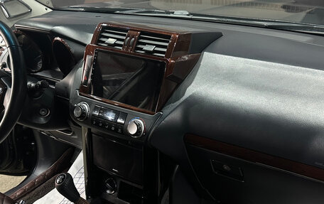 Toyota Land Cruiser Prado 150 рестайлинг 2, 2015 год, 3 350 000 рублей, 9 фотография